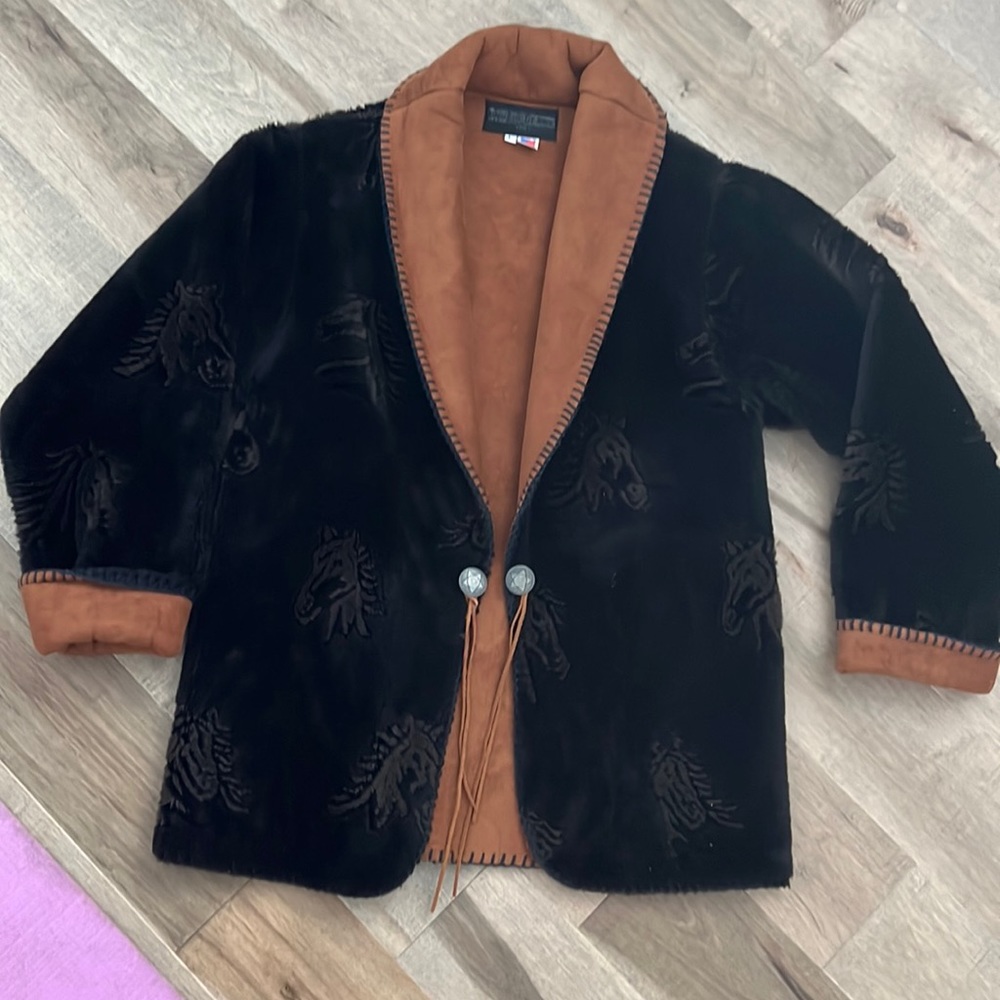 Western horse print faux fur coat, size L made in the USA